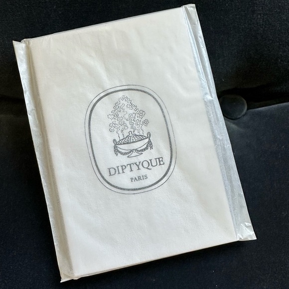 Limited Edition Diptyque Scented Notebook and Dust Bag - Picture 2 of 4